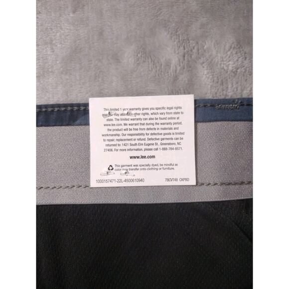 Lee Blue Camo Sz 38 Cargo Shorts Motion Flex Waist Stretch Fabric Lot Of 2 NWT - Picture 8 of 12